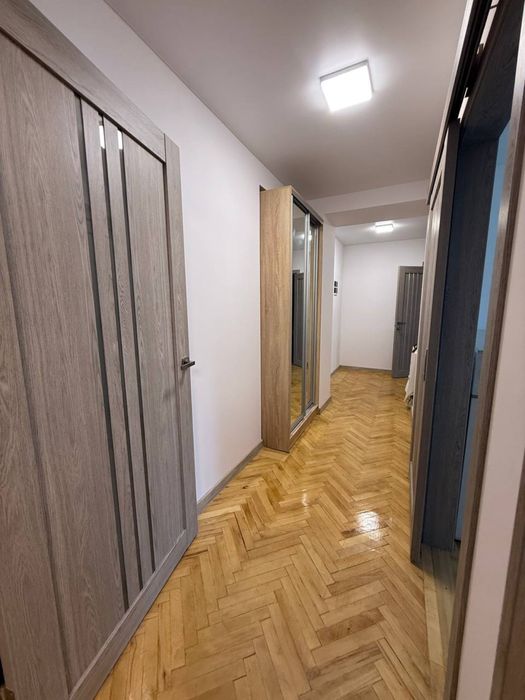 Здам в оренду 2 кімнатну великої площі