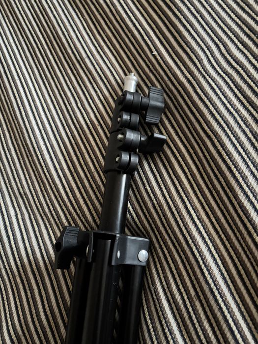 Штатив для телефону, кільцевої лампи