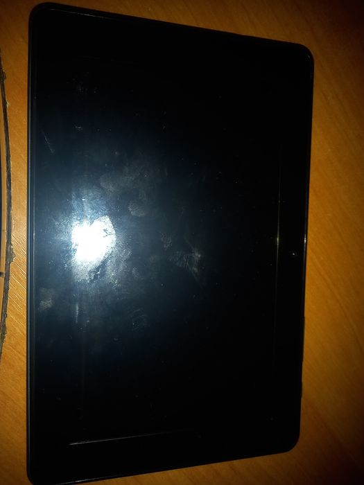 Продам планшет сатурн