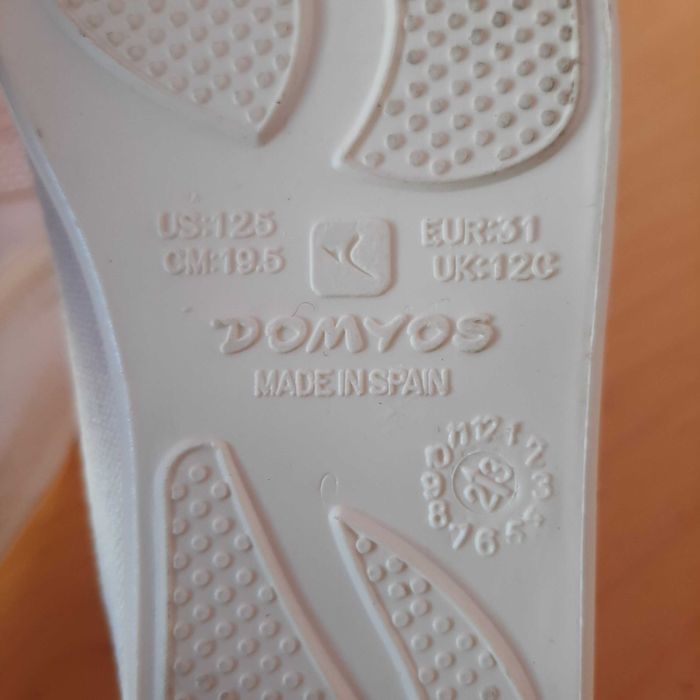 Sapatilhas de Ginástica Brancas Unisexo tam. 31