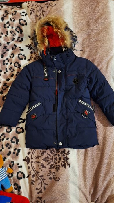 Зимняя курточка на мальчика