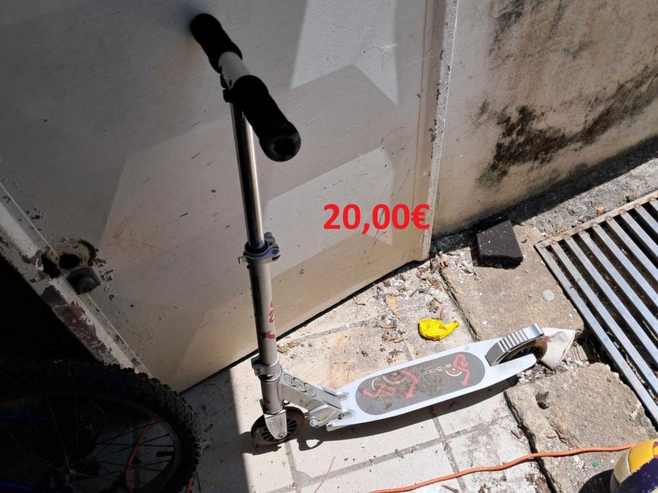 Vários veículos criança