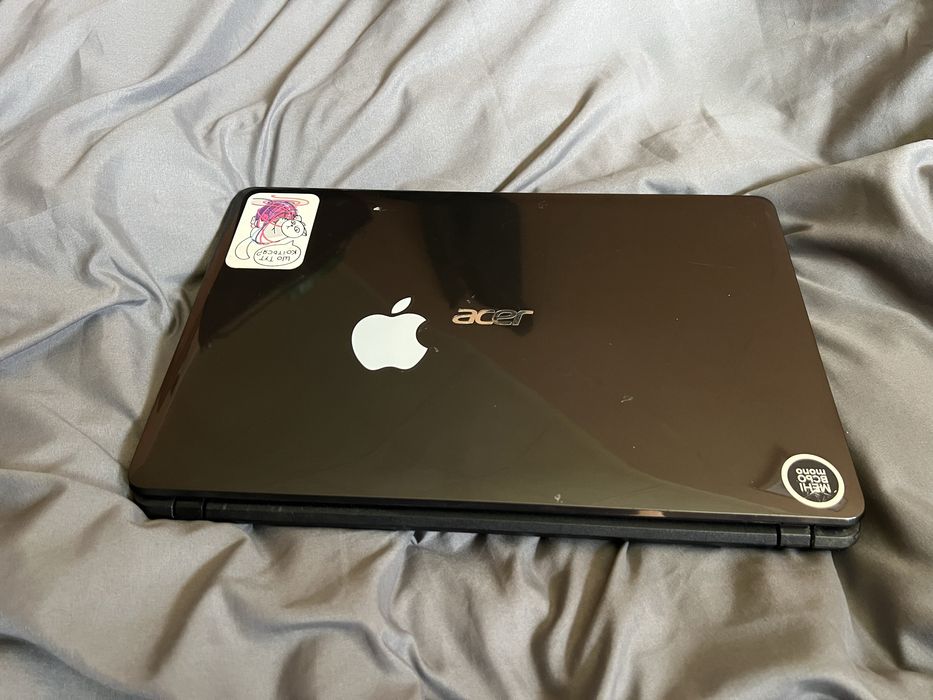 Ноутбуки Acer и Asus. Читайте описание.