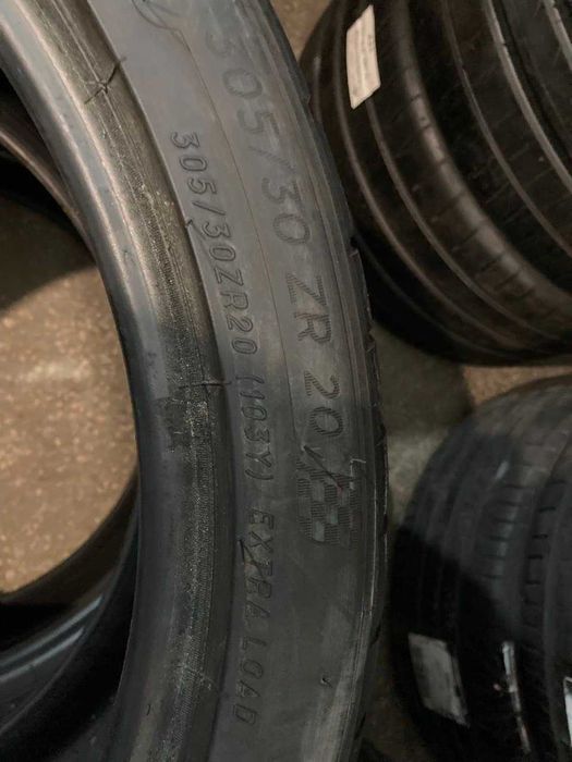 Пара літніх шин Michelin Pilot Sport 4S 305/30 R20 103Y XL N0