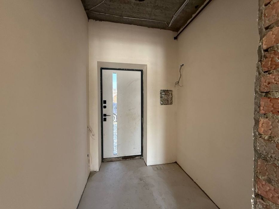 Продам таунхаус в чистовому та опаленям