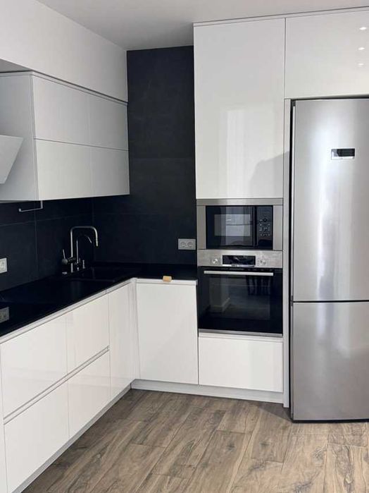 Продаж 2-кімнатної квартири в центрі Черкас  бул. Шевченка, 150/3