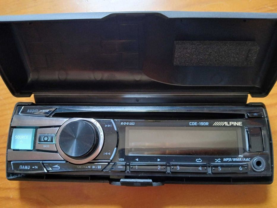 Leitor CD Auto Alpine Modelo CDE-190R