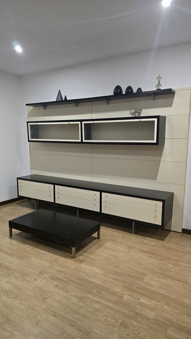 Móvel de sala ( 3m de cumprimento)