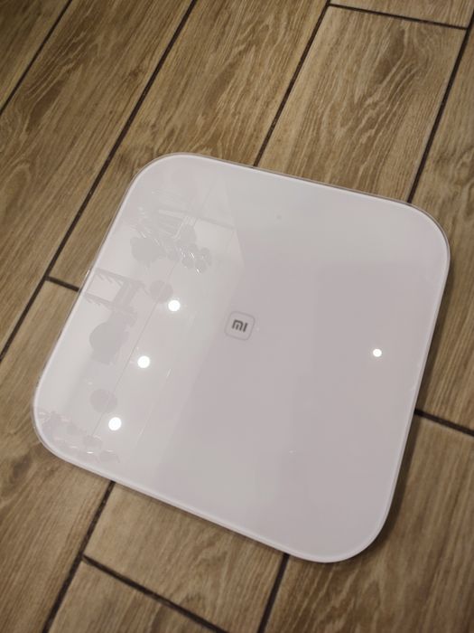 Xiaomi Mi Smart Scale (перше покоління)
