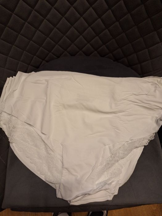 Majtki damskie bezszwowe.5szt. Duże.