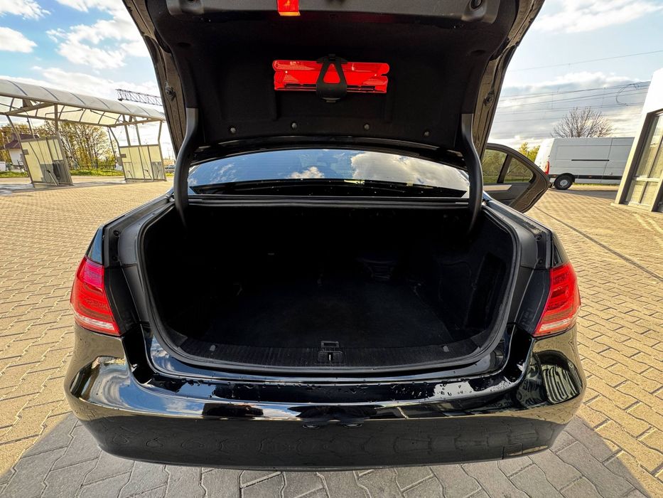 Mercedes-Benz E-Class 2015 VIN WDD2120061B271257 фото оголошення 18 з 19