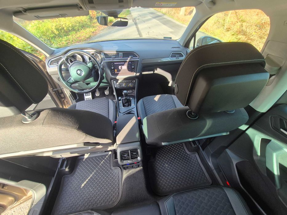 VW Tiguan - polski salon