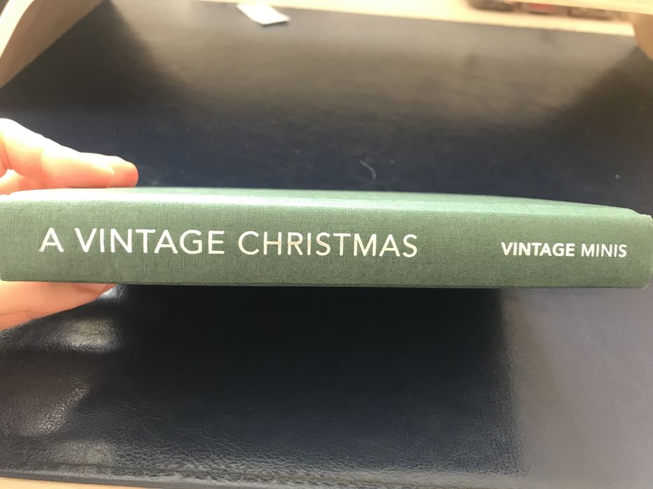 “A vintage Christmas” Penguin