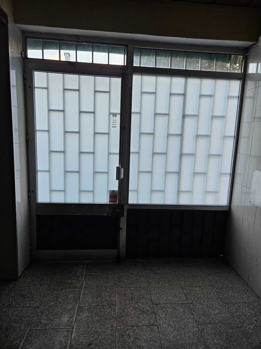 Porta  (Frente] Alumínio