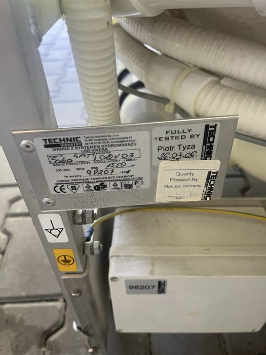 Sprzedam wannę z hydromasażem