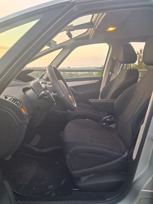 Citroën C4 Picasso — fotografia 5
