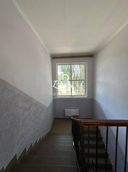 Оренда адміністративної будівлі (офіс) у Кривому Розі