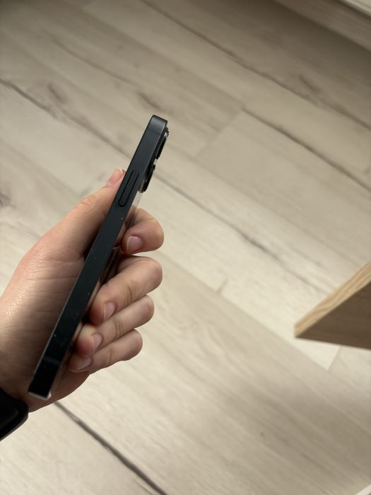 Iphone 13 mini w dobrym stanie bateria 79%