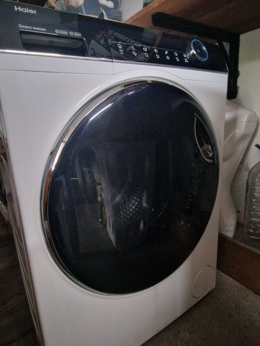 Máquina de lavar e secar