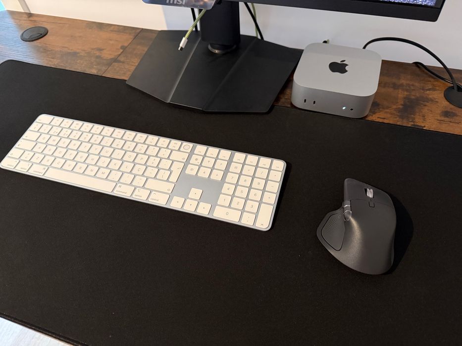 Setup Mac mini M4 16/512gb + acessórios + Monitor 4k 160/320Hz Mini Led
