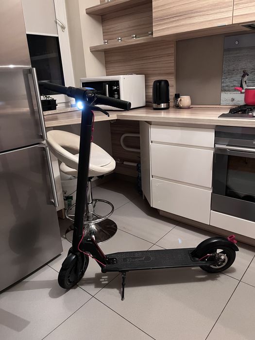 Sprzedam hulajnogę elektryczną