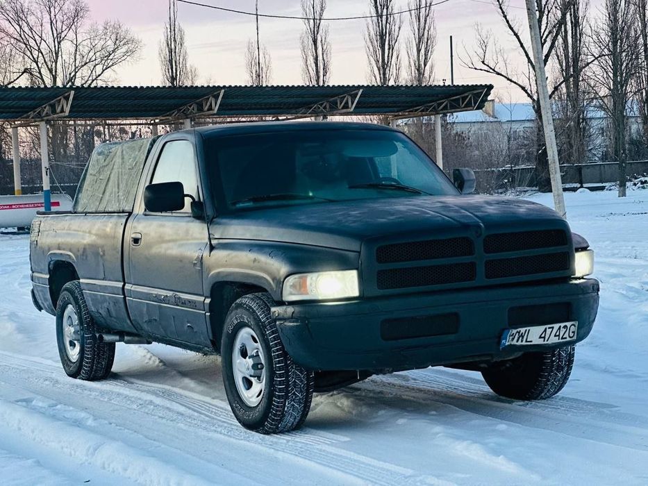 Продам автомобиль Dodge Ram 3.7бензин