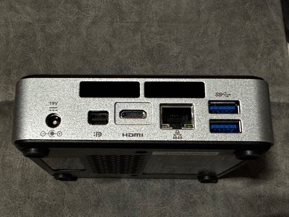 ПК Intel NUC D54250WYK USFF i5-4250U 8GB DDR3 128GB SSD