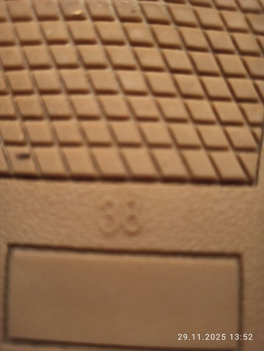 Damskie buty na koturnie rozmiar 38