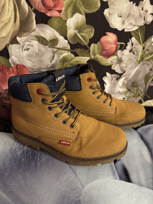 Продам ботинки Levis оригинал