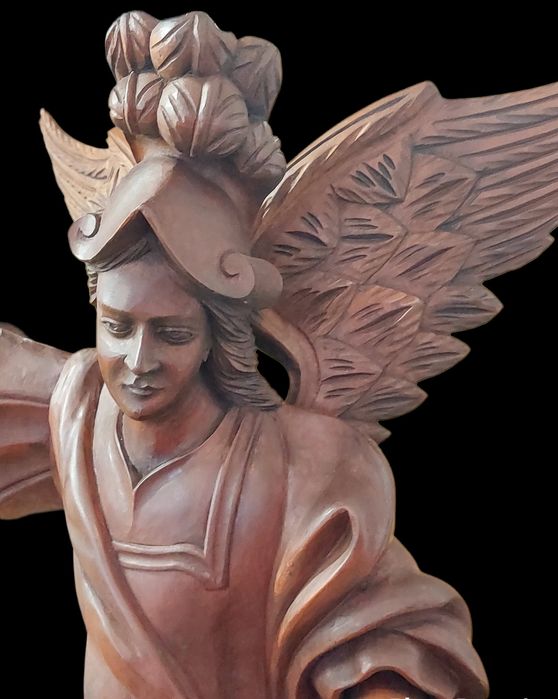 Arte Sacra Em madeira  São Miguel Arcanjo