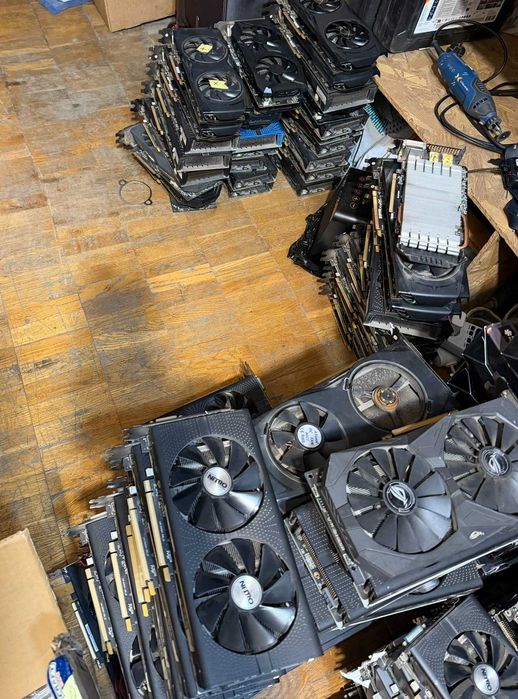 Продам майнинг ферму видеокарты оптом rx470 1070 6800 6900xt