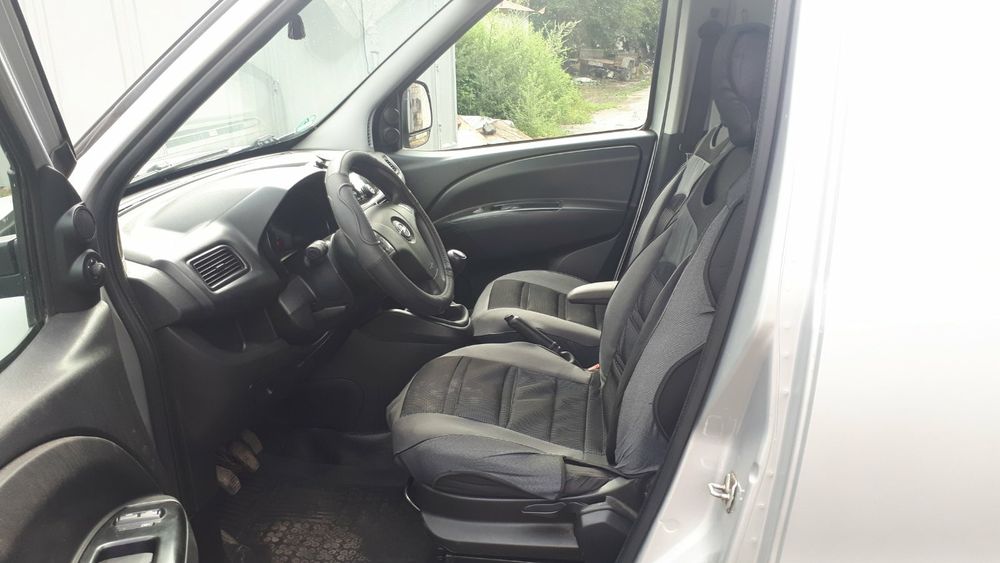 Аренда буса авто без водителя OPEL COMBO