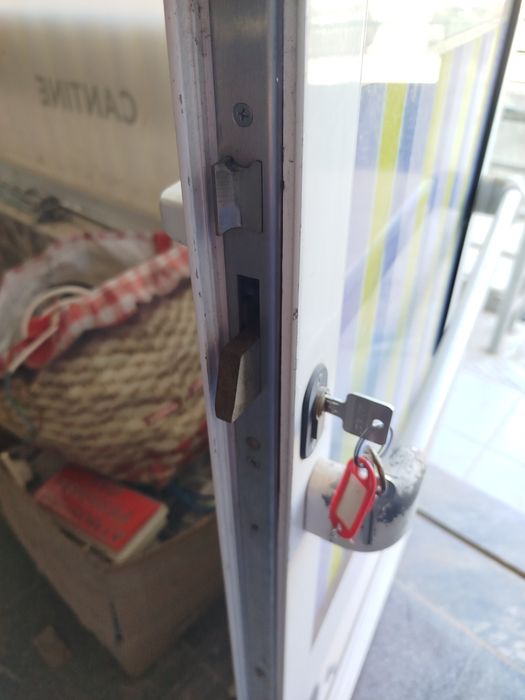 Porta dupla alumínio vidro simples