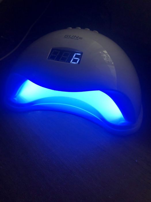 Лампа для манікюру