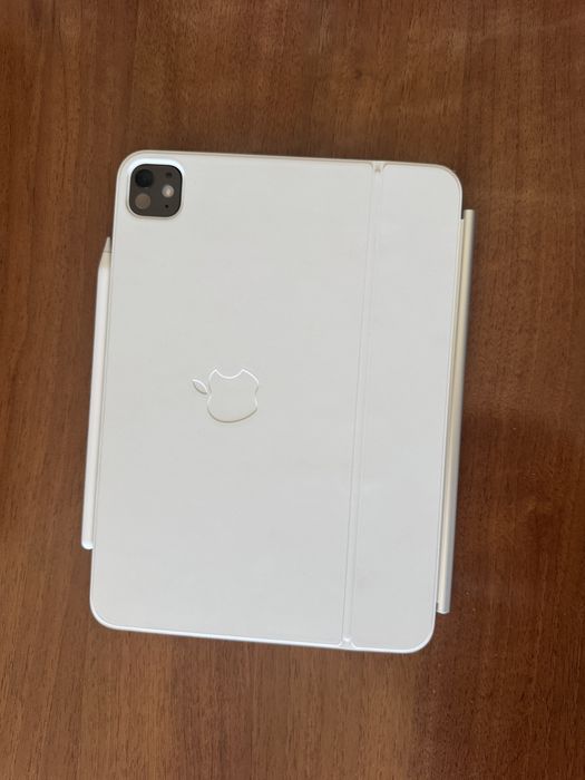 Oryginalna Apple Magic Keyboard do iPad Pro 11 cali - biała - EN/RU