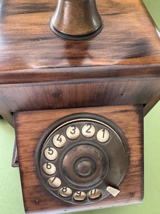 Vintage telefone Madeira e cobre a funcionar