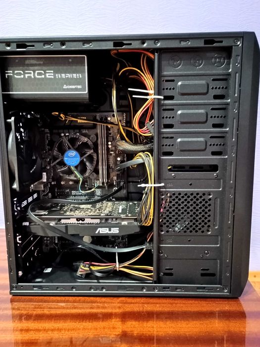 Системний блок, комп'ютер i7-7700, 8 ГБ ОЗУ, 120GB SSD, Win 10.
