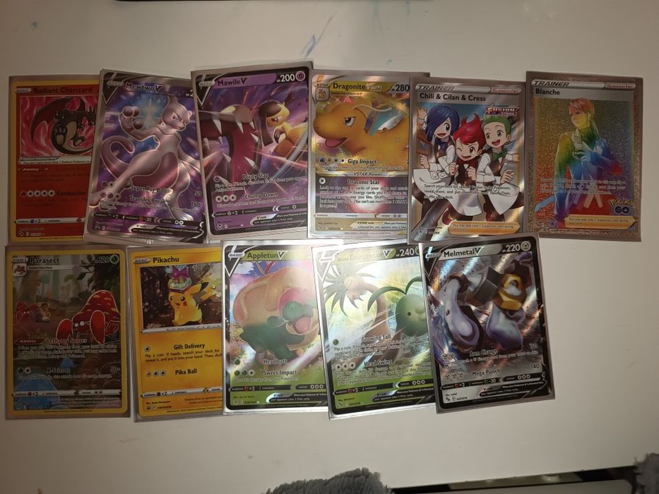 Coleção Pokémon - Elite Trainer Box - Bin