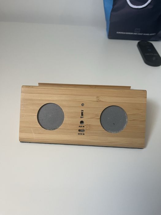 Amplificador/Alto-falantes de telemóvel de madeira