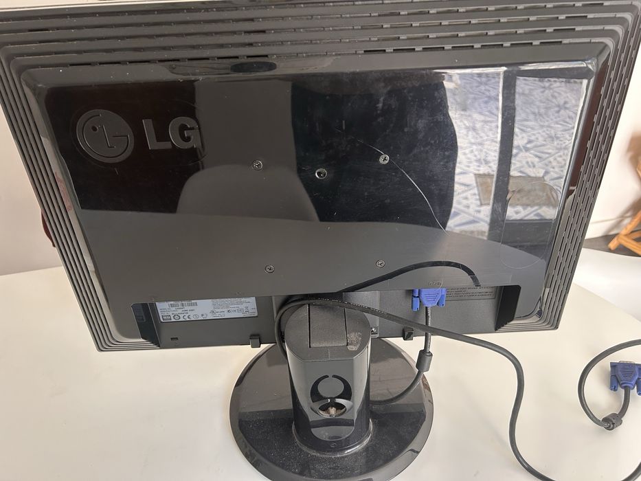 Monitor LG FLATRON L225WS - SF