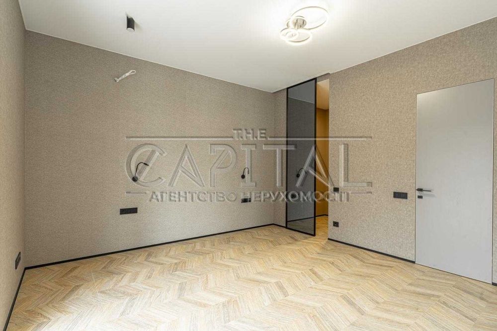 Продаж будинку в закритому котеджному містечку, Лісники.