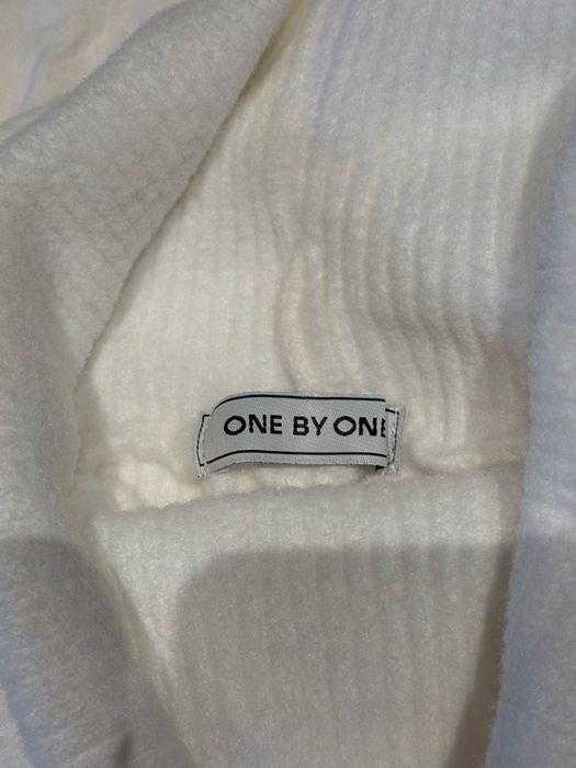 Светр one by one