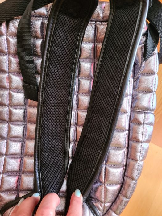 Рюкзак дутый серебристый