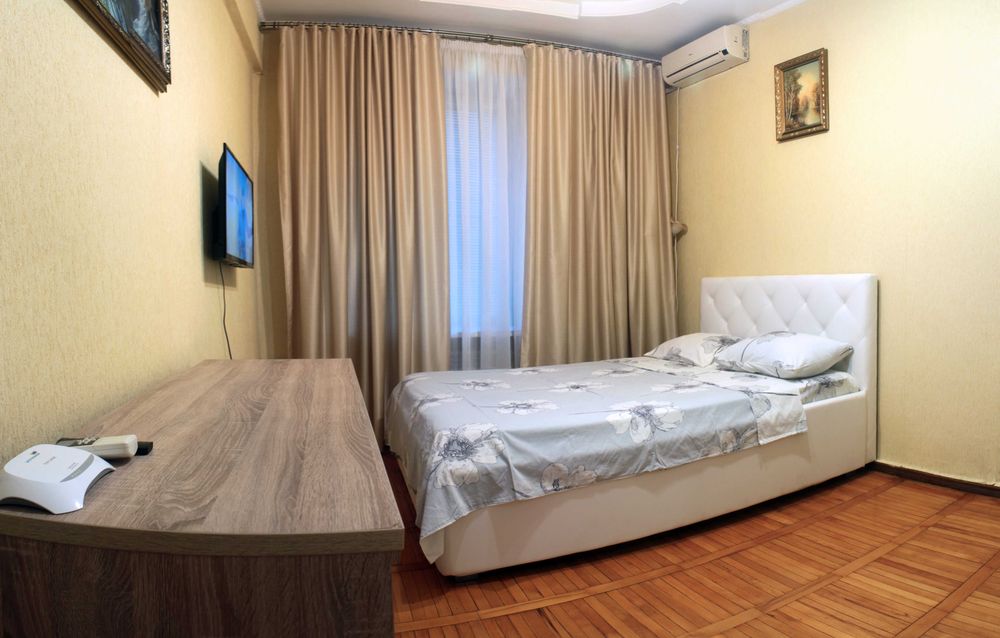 Центр! Милая квартирка на углу улиц Матвийчука и Европейская