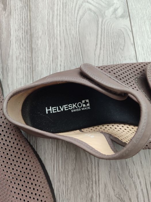 Шкіряні  сандалі-босоніжки бренду Helvesko 43 розмір