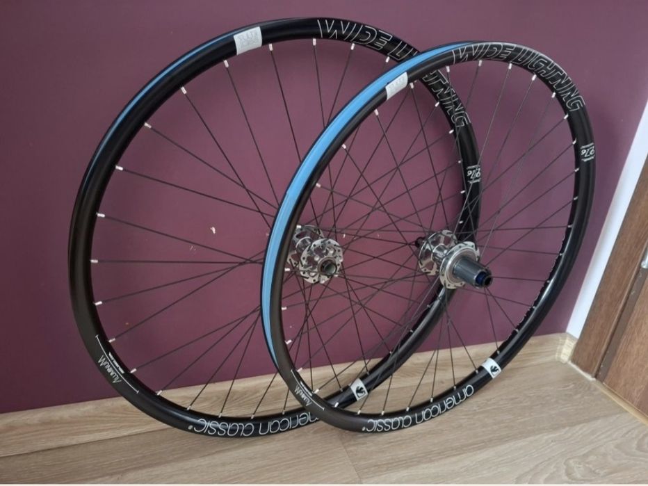 Nowe koła 27,5 American Classic Wide Lightning tylko 1512g sztywna oś