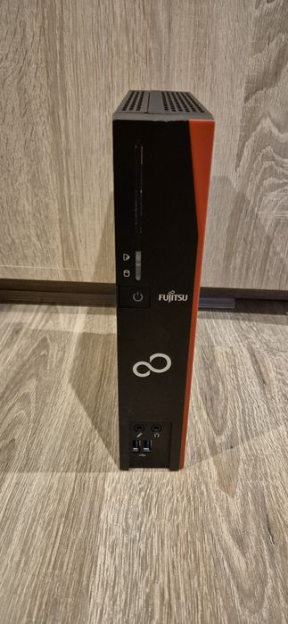 Fujitsu Futro s920 z 4gb ramu