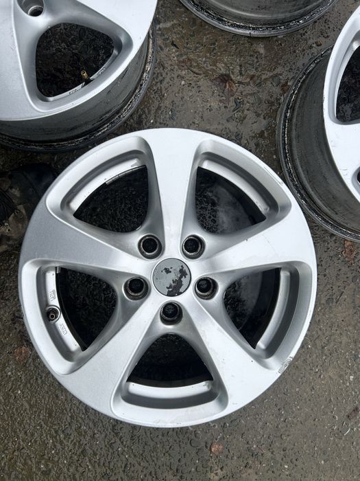 Alu felgi 16 cali 5x114.3 et 40
