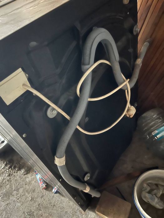 Продам стиральную машинку