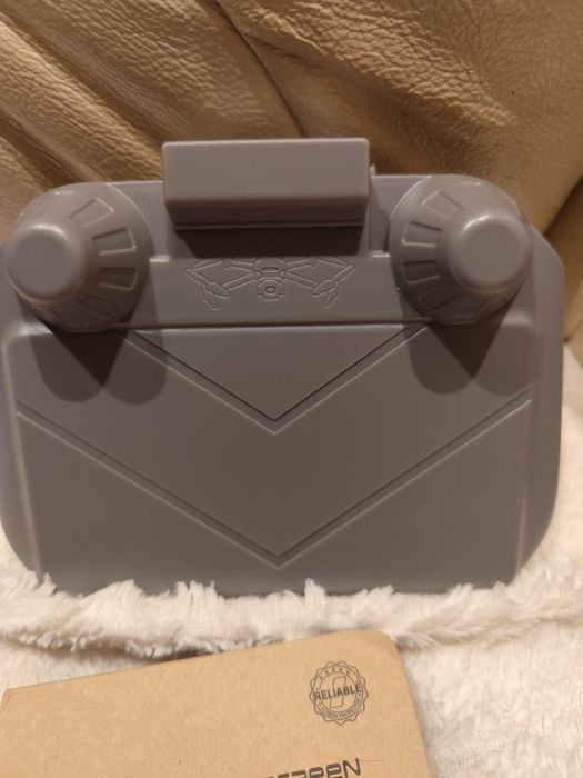 Osłona do aparatury RC dron dji